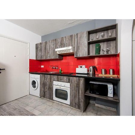 Holiday Apartment Larnaca Extérieur photo