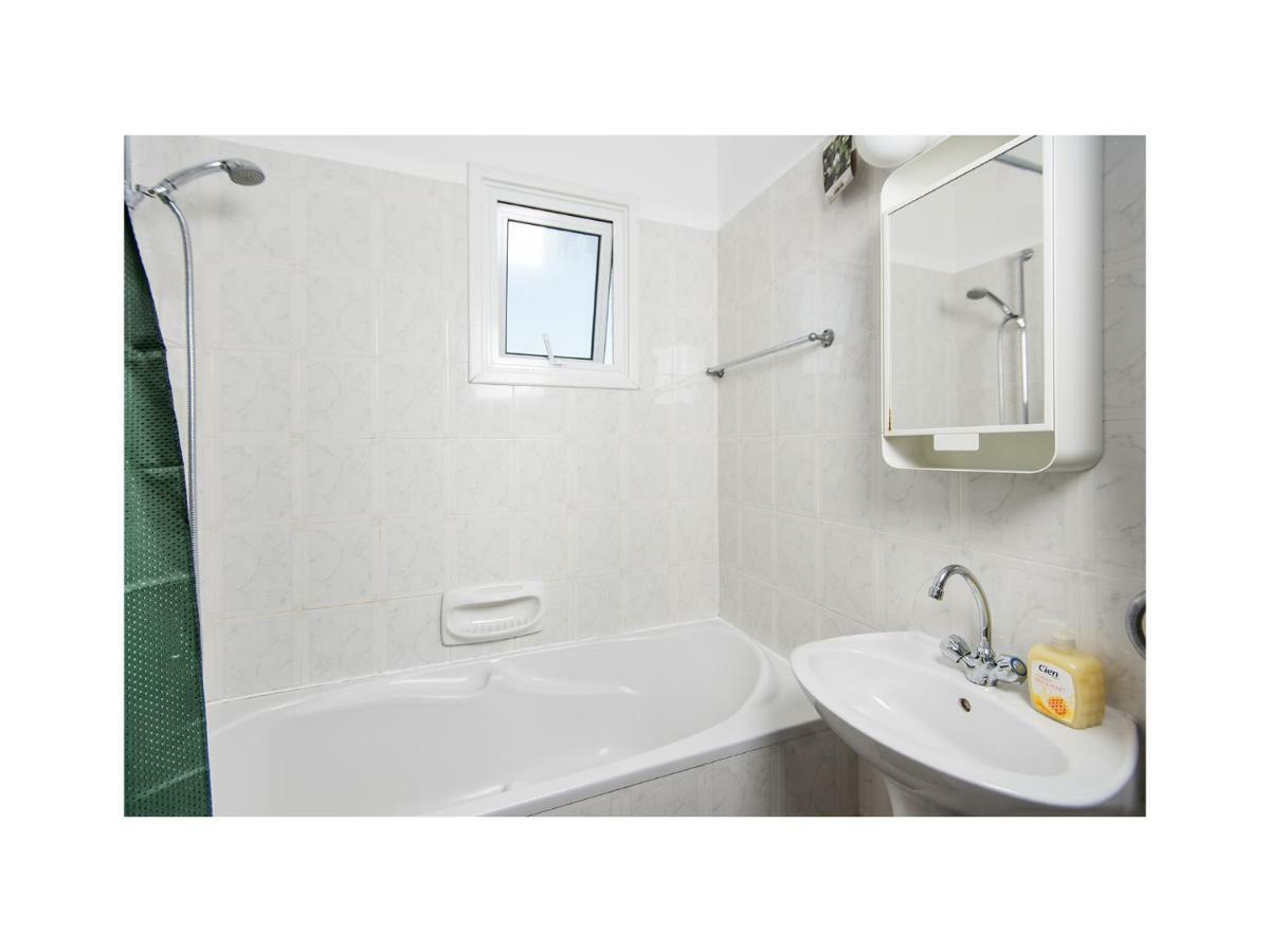 Holiday Apartment Larnaca Extérieur photo